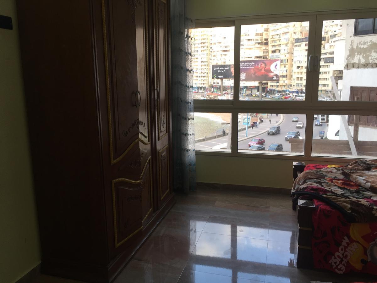 Gleem View 5 Alexandria
